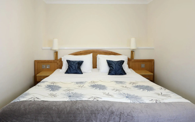 Woodland Bay Hotel