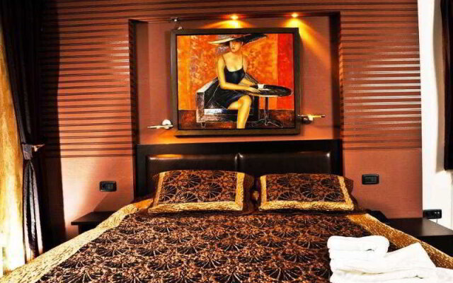 Mola Hotel