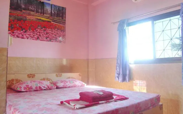 Rueangsrisiri Guesthouse 2