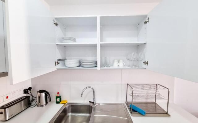 Sea Bay Apartment