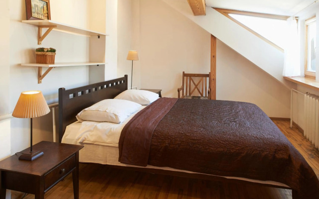 Regina House- sv. Mikalojaus 13