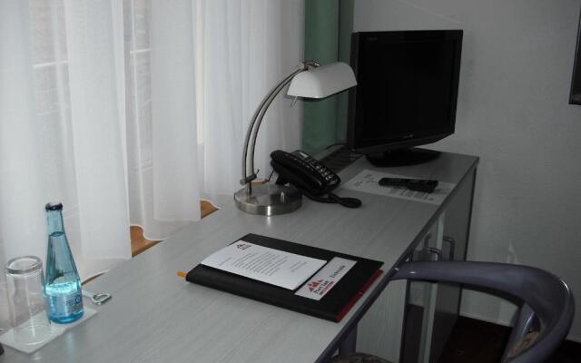 Port Inn Hotel Eichwalde