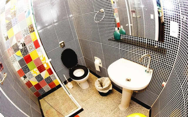 Linkhouse Economic & Eccentric 3 Bdr C2-008