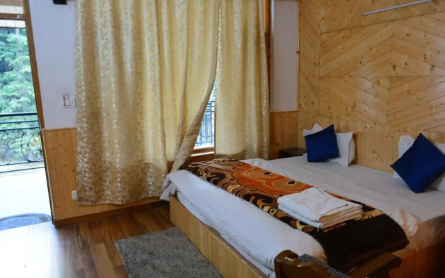 Hotel Neelgiri - Manali Diaries