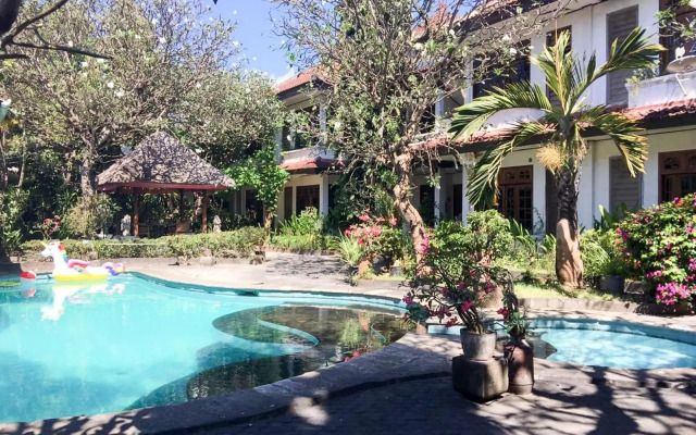 Sari Bali Resort
