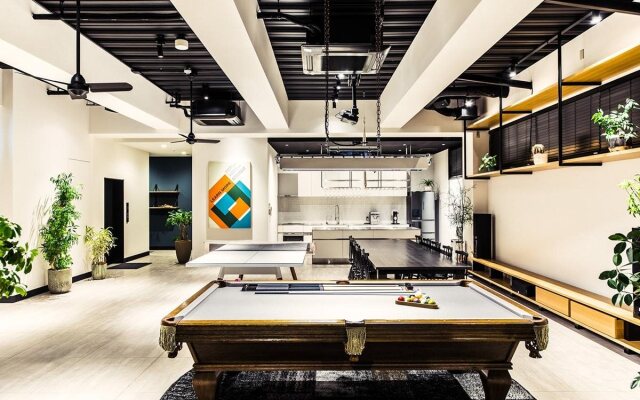 H Hotel