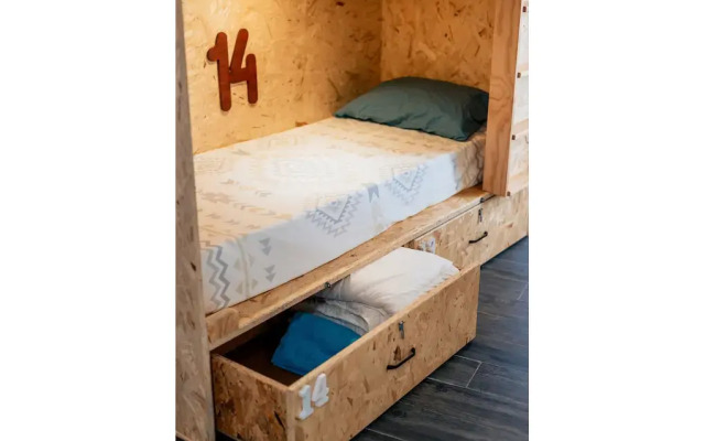 Deck Lodge - Hostel