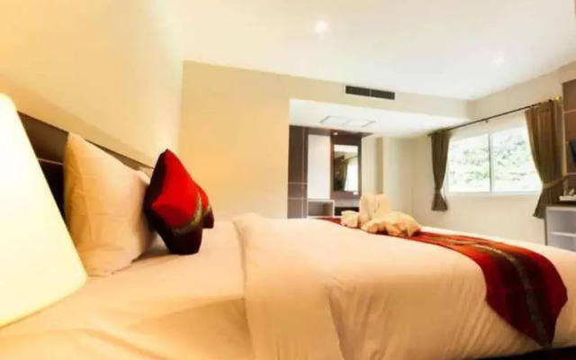 Pranee Home Phangnga