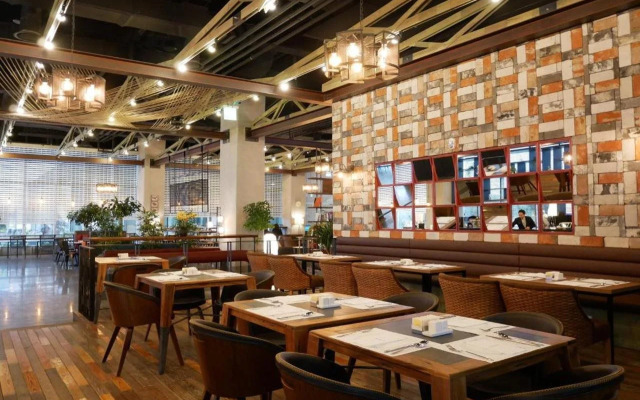 Golden Tulip Incheon Airport Hotel & Suites