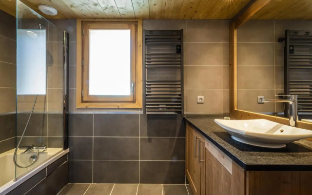 IRIS A3 Chalet Delys