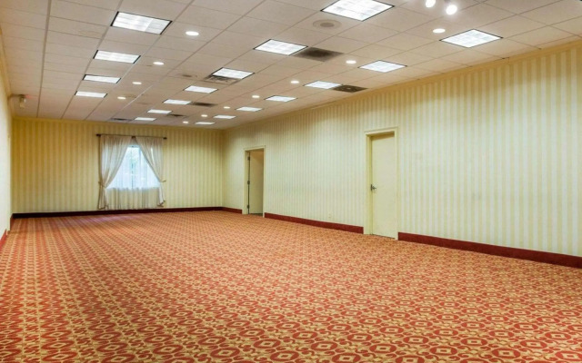 Budgetel Inn & Suites Atlanta