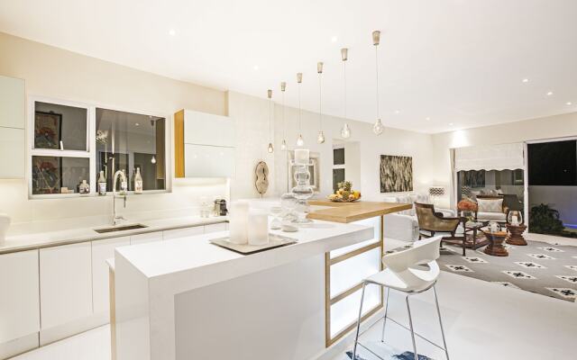 Luxury Seaside Homes