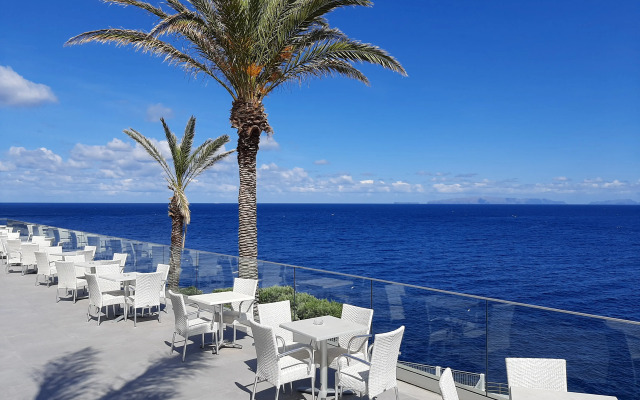 Cais da Oliveira Hotel