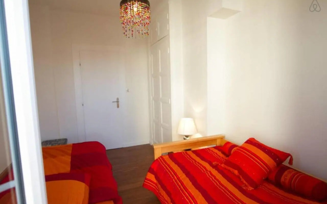 Pretty 3 rooms in the city center