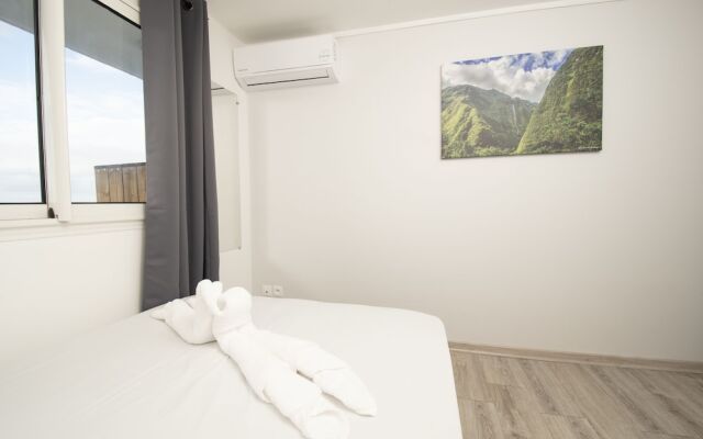 T4 CozyLodge 70m2 - Rénové – 10’ de l'aéroport