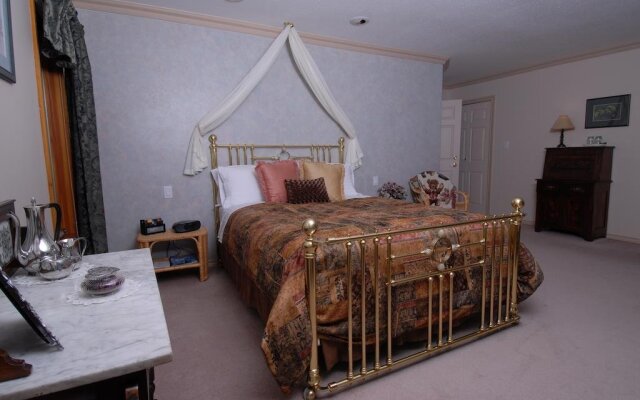 Cobble House Bed & Breakfast