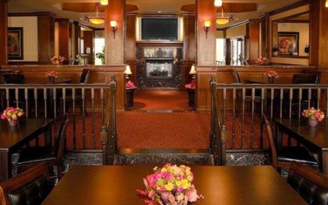 Red Roof Inn PLUS+ & Suites Knoxville West-Cedar Bluff