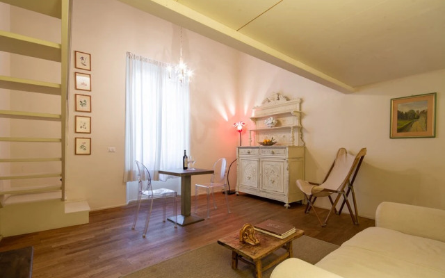 Uffizi Prestige by Mmega