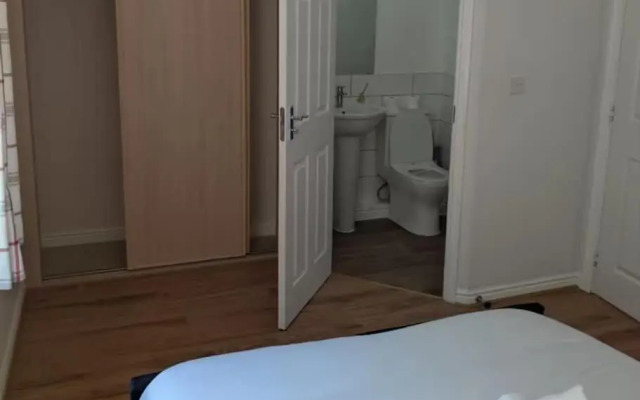 Enbrook Valley House - 3 Bedrooms, Folkestone