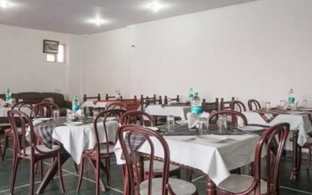 Hotel Sarthak Palace