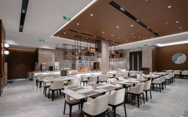 Ramada by Wyndham Changsha West Hotel