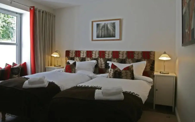 Dormy House B&B
