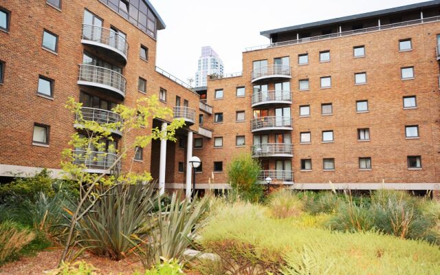 Zen Apartments - Docklands