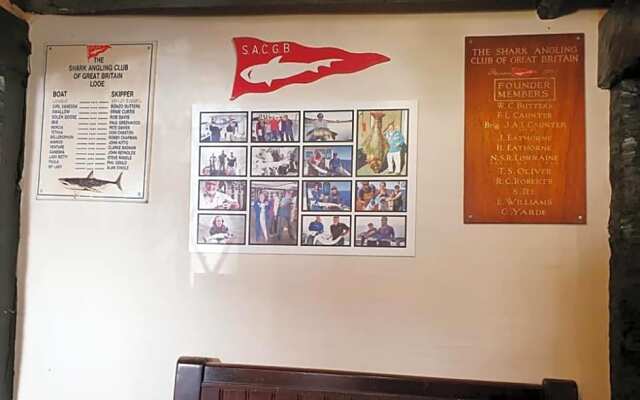 Jolly Sailor Inn