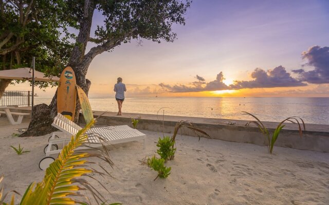 Le Nautique Luxury Beachfront Apartments