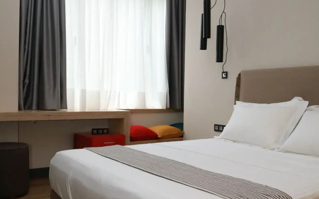 St. Bjur Suites