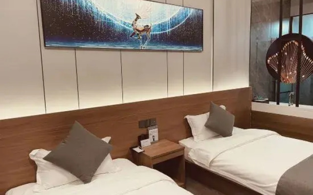 Narada Hotel (Fuyang Jiaobai Commercial Building)