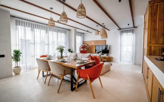 Tropical Tribe Villa by EVDEkimi Ubud - Longer Stay Extra Perks