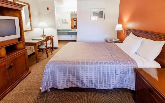 Americas Best Value Airport Inn