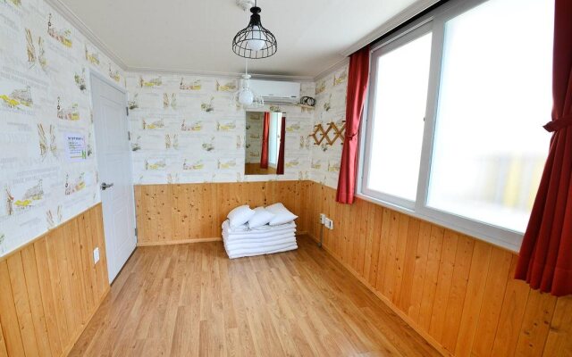 Namu Guesthouse - Hostel