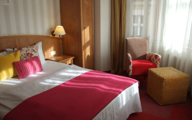 Hotel Stare Miasto Old Town
