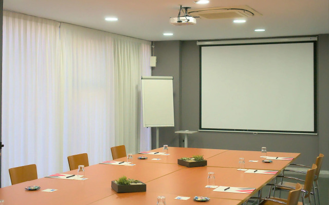 Апарт-отель Atenea Barcelona