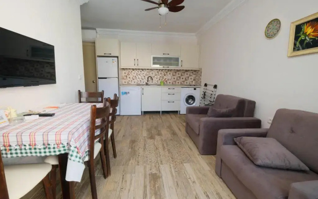 Diplomat Suites