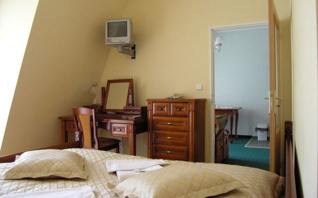 Hotel Modena