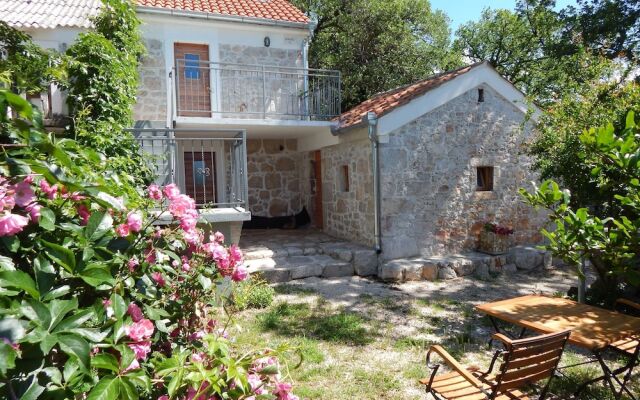 House Paklenica Stone Beauty