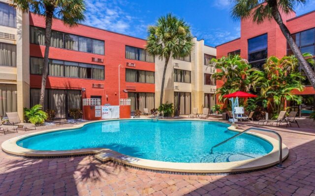 Tropical Palms Hotel