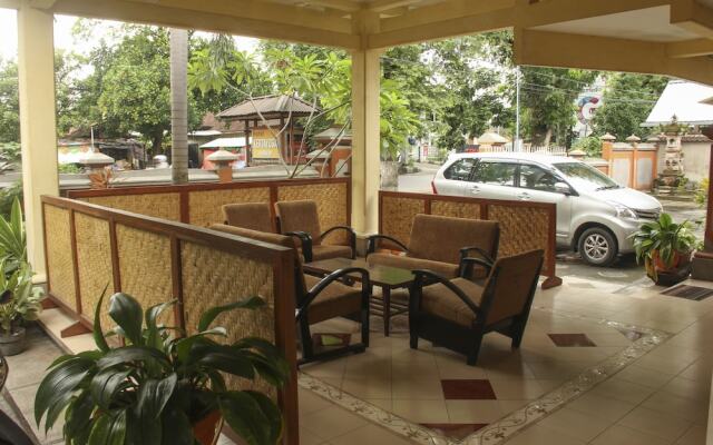 RedDoorz Plus @ Pejanggik Mataram