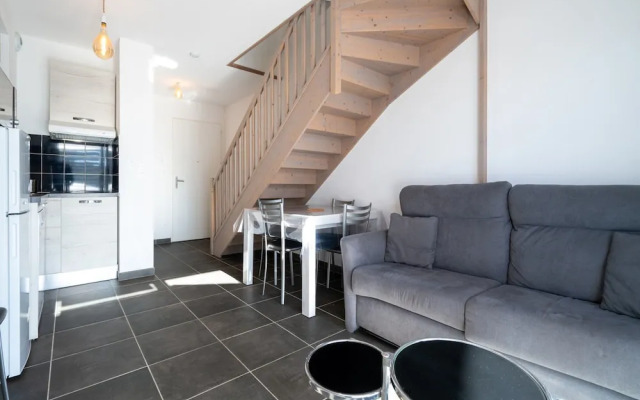 Bright Villa Stay in Serignan