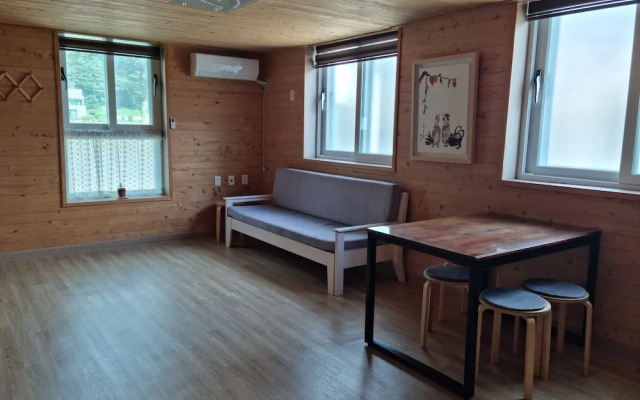 Odae Mountain Golden Light Pension