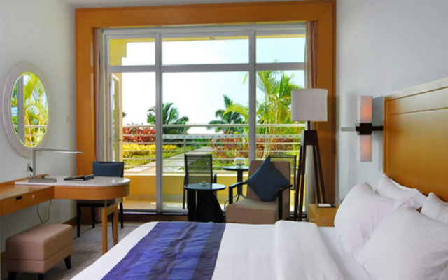 Days Hotel And Suites Resort