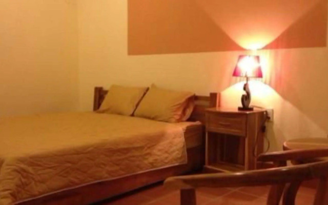 Thuyhouse Resort