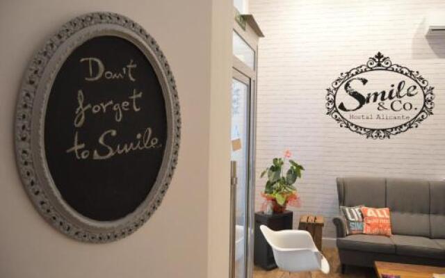 Smile & Co Hostal Boutique