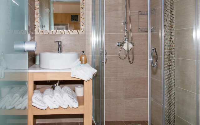 Alegria Suites
