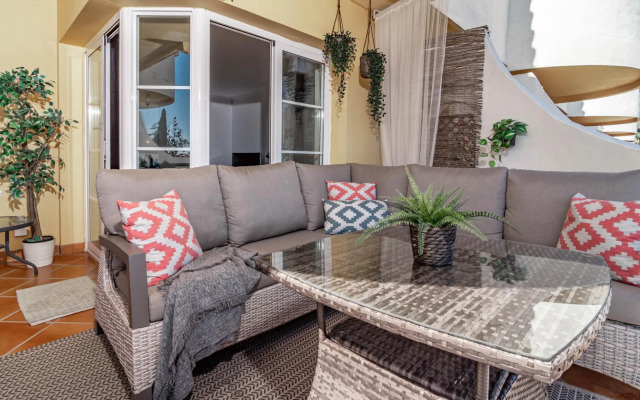 SAT2 - Modern 2 bedroom apartment with ocean view