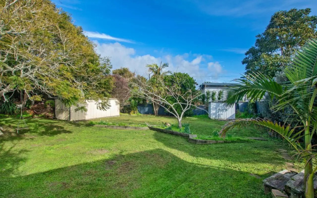 Beachy Bach - Mangawhai Heads Holiday Home