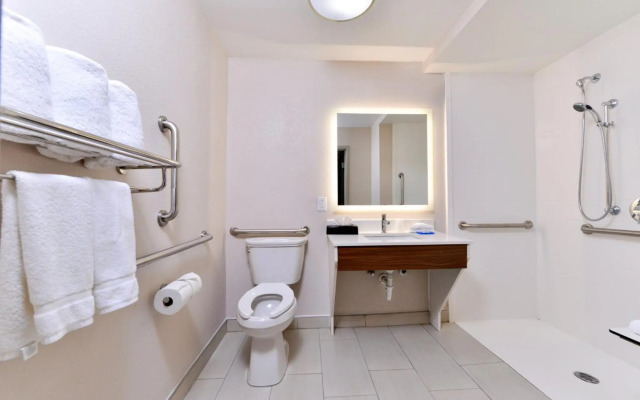 Holiday Inn Express Winston-Salem Medical Center Area by IHG